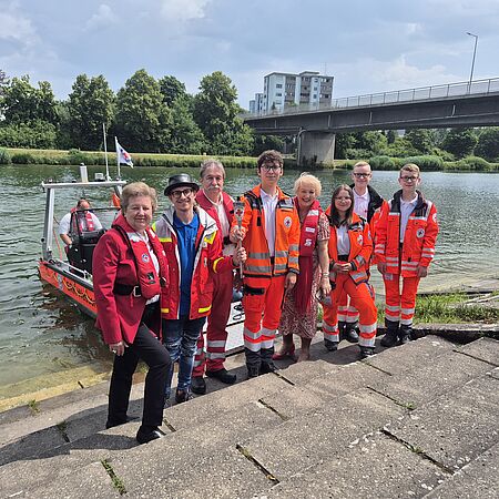 Fackel-Übergabe Forsthausbrücke